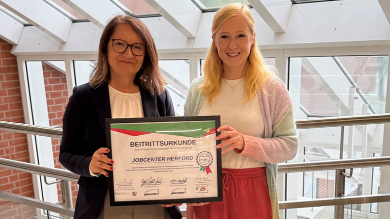 Yeter Gülal-Karaduman und Silvia Aringhoff